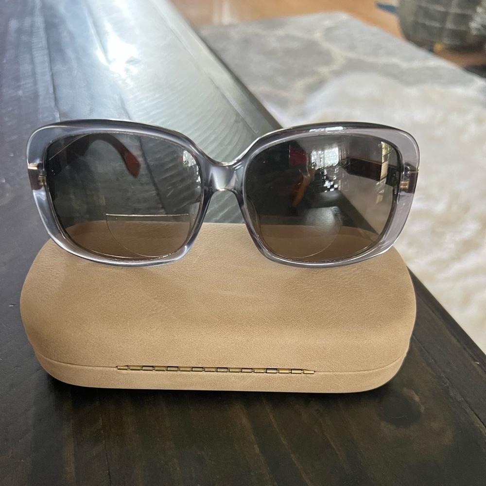 Sunglasses Fendi